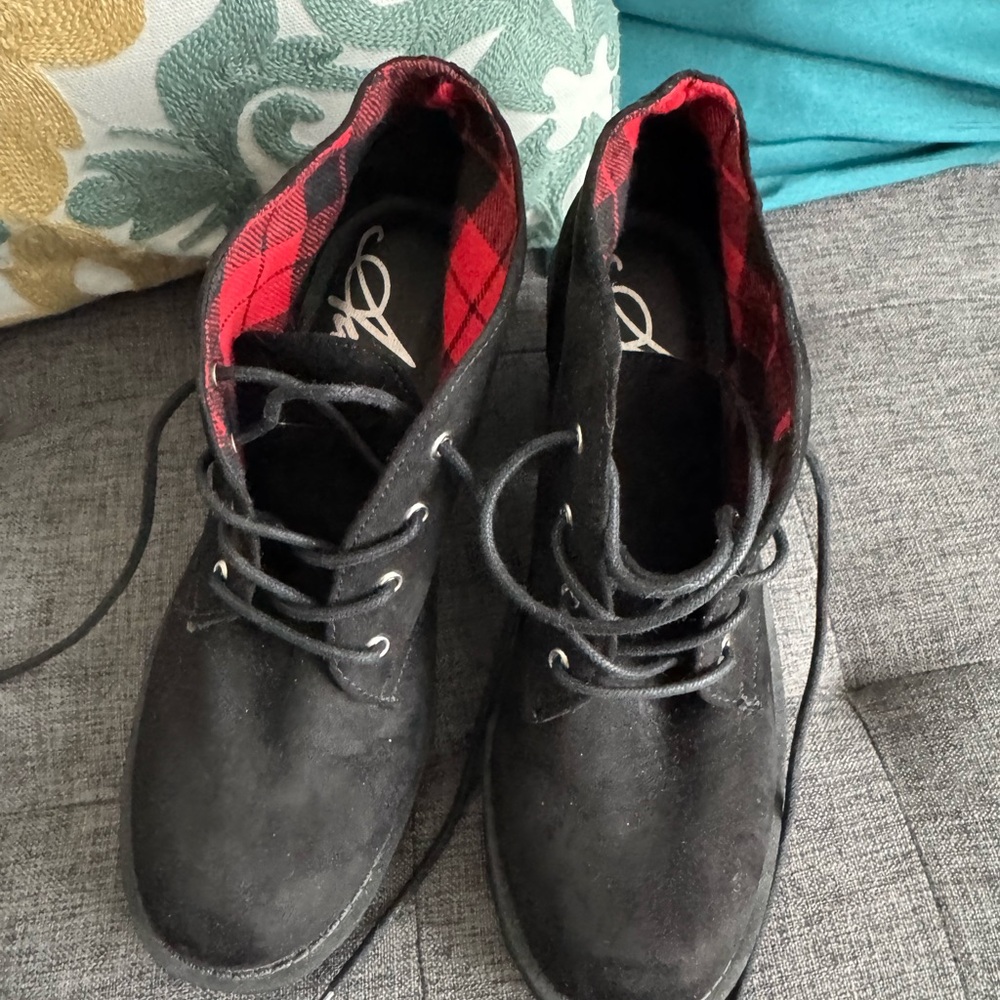 Stylish Black shoes for Women
